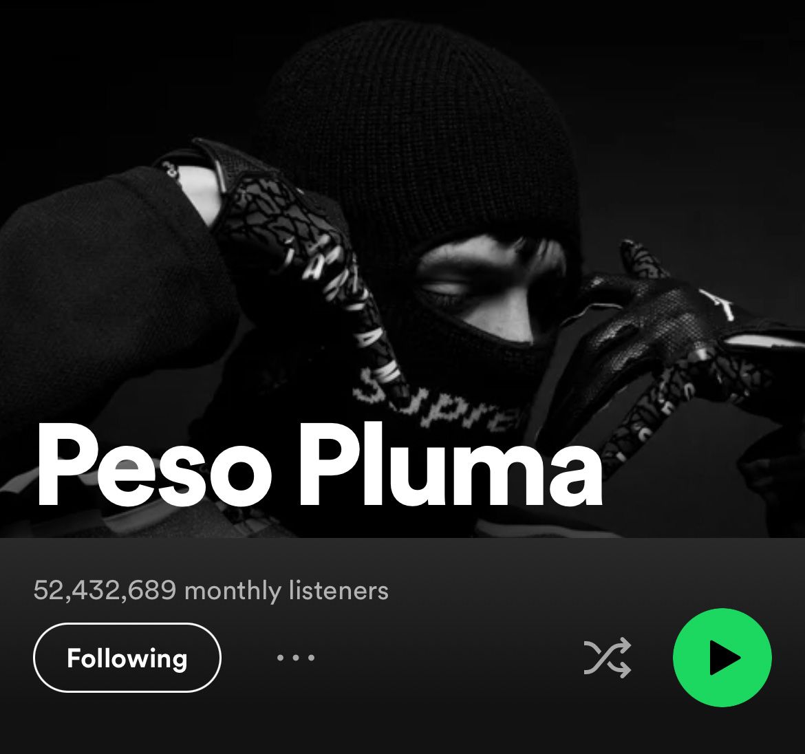 Comment Peso Pluma a-t-il atteint les 50 millions d'auditeurs mensuels ?